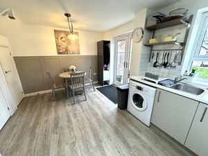 Photo 6- click for photo gallery